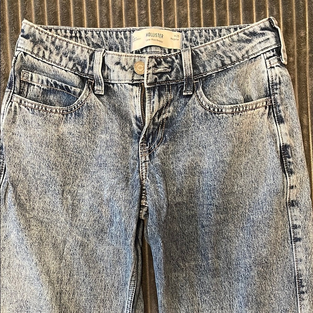 Hollister Low Rise Distressed Women's Blue Jeans
